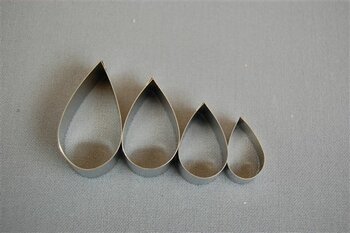 Tear Drop Cutters (set of 4)